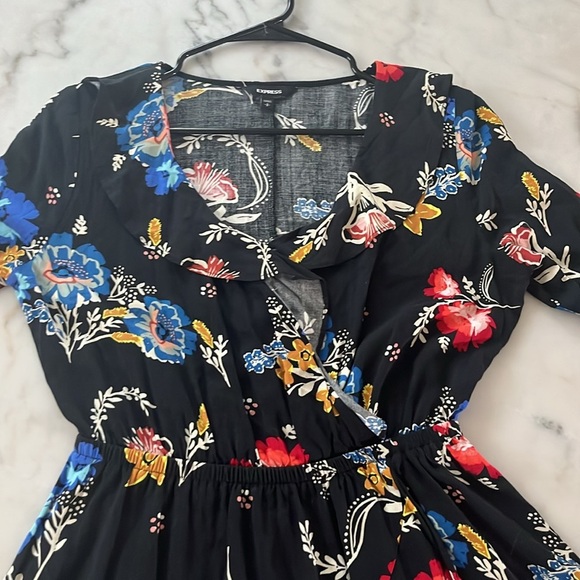Express Floral Print Wrap Long Sleeve Ruffle Dress Size S - Picture 9 of 10